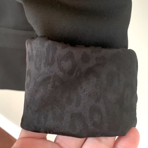 Guess by Marciano size 8 long black blazer - Picture 7 of 11